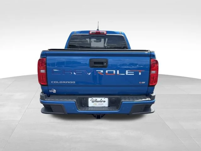 Used 2022 Bright Blue Metallic Chevrolet Z71 image 4