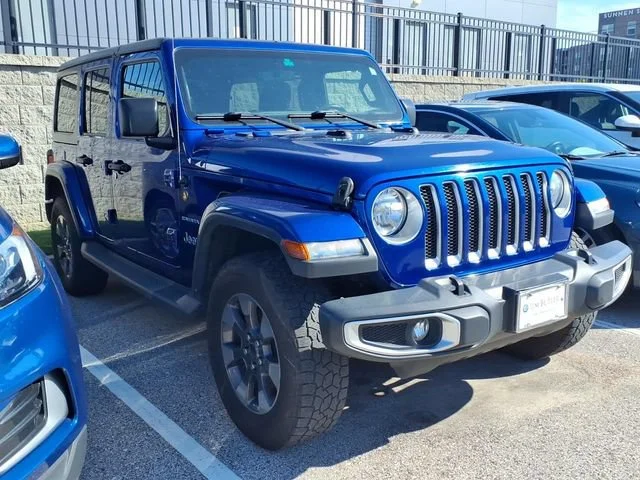 Used 2018 Blue Jeep Sahara 4x4 image 4