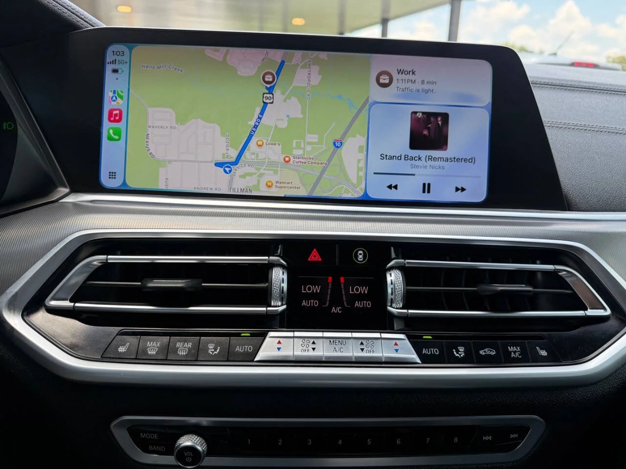 Used 2019 Black BMW xDrive40i AWD 4dr Sports Activity Vehicle image 19