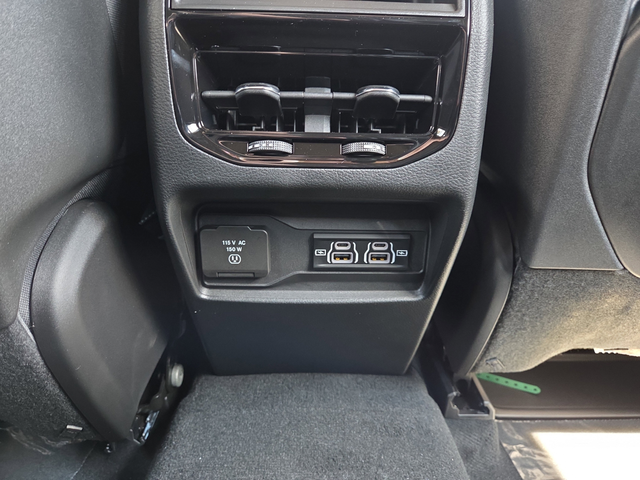 New 2025 Baltic Gray Metallic Clearcoat Jeep Altitude X image 35