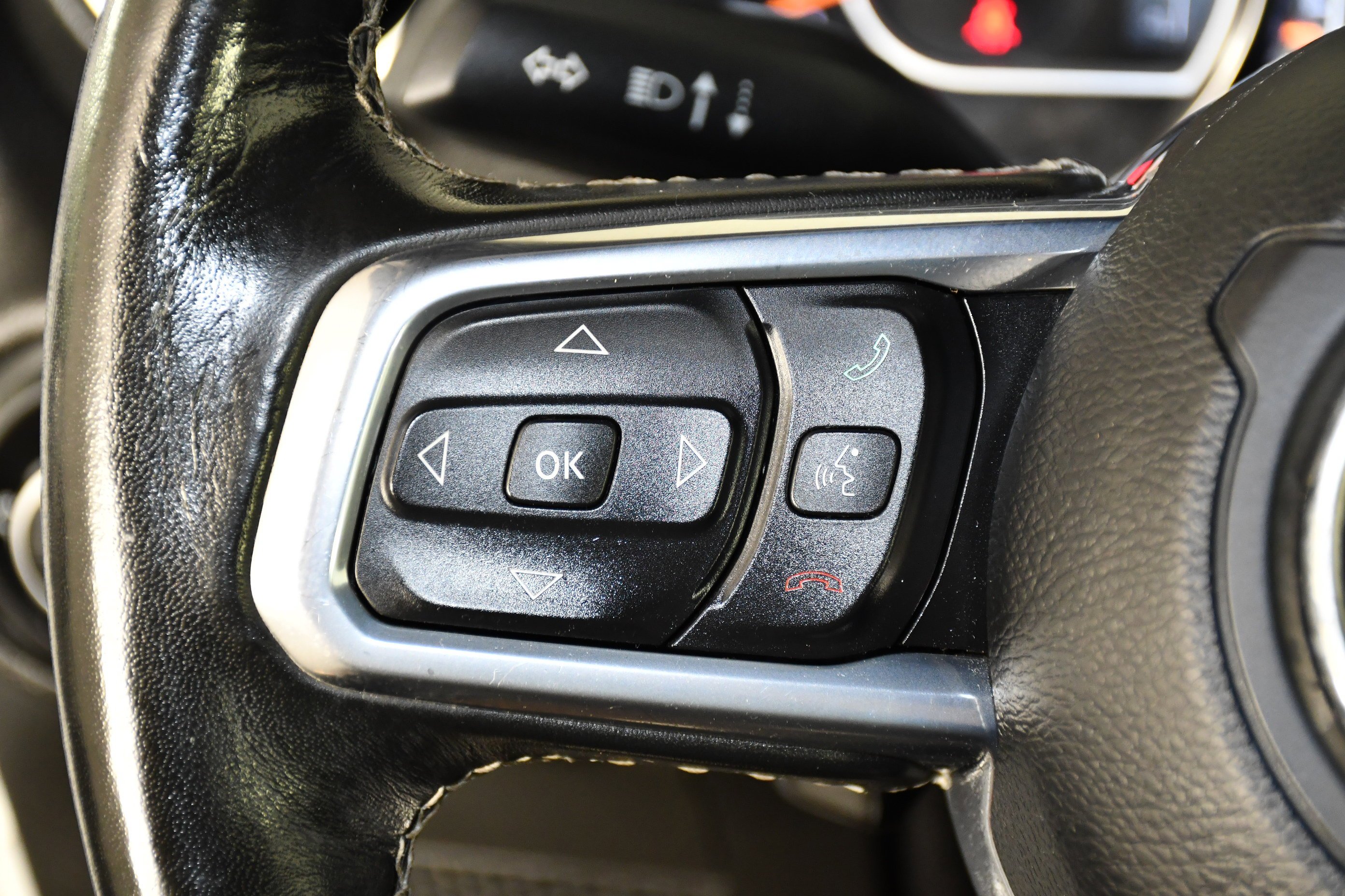 Used 2021 Bright White Clearcoat Jeep Overland image 24