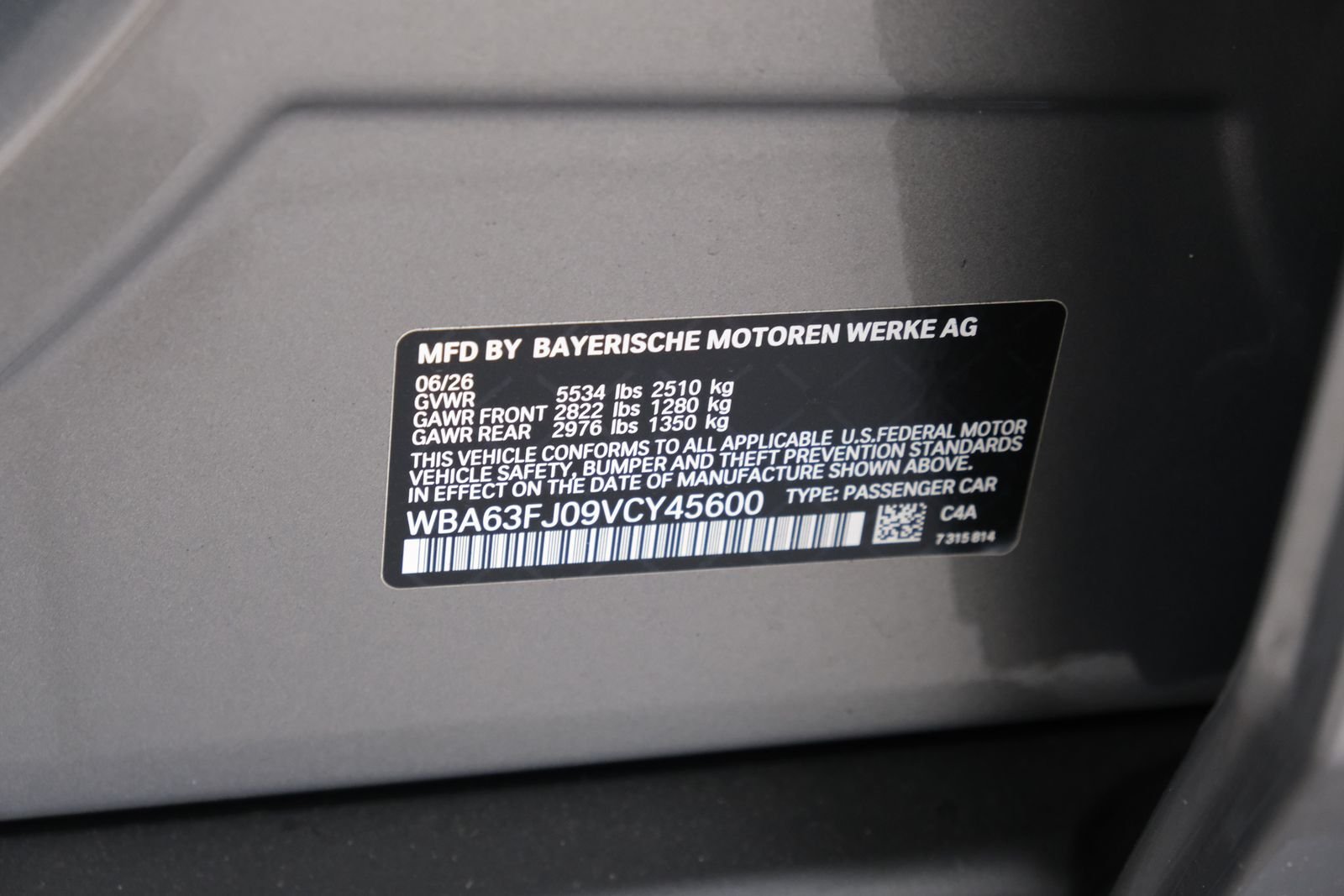 New 2027 Oxide Grey Metallic BMW 540i xDrive image 31