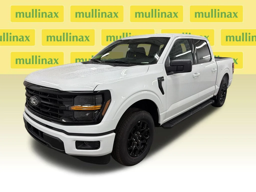New 2026 White Ford XLT image 24