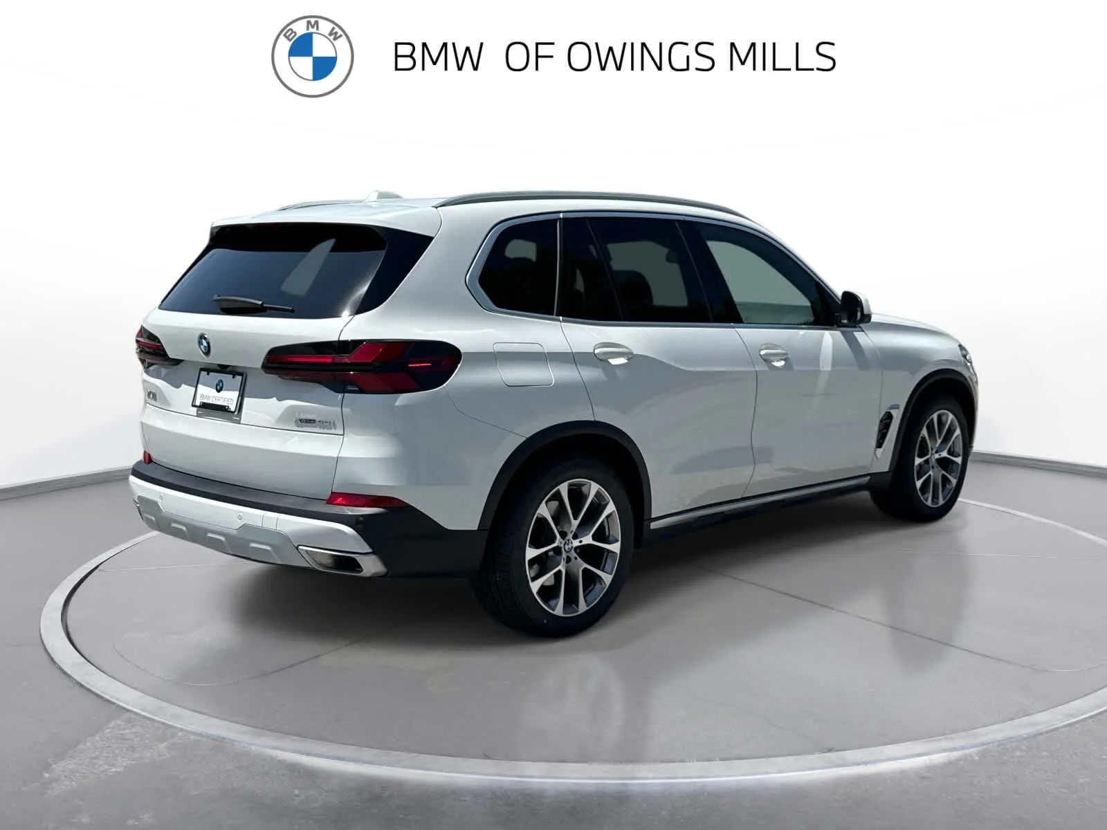 Used 2024 Alpine White BMW xDrive40i image 9