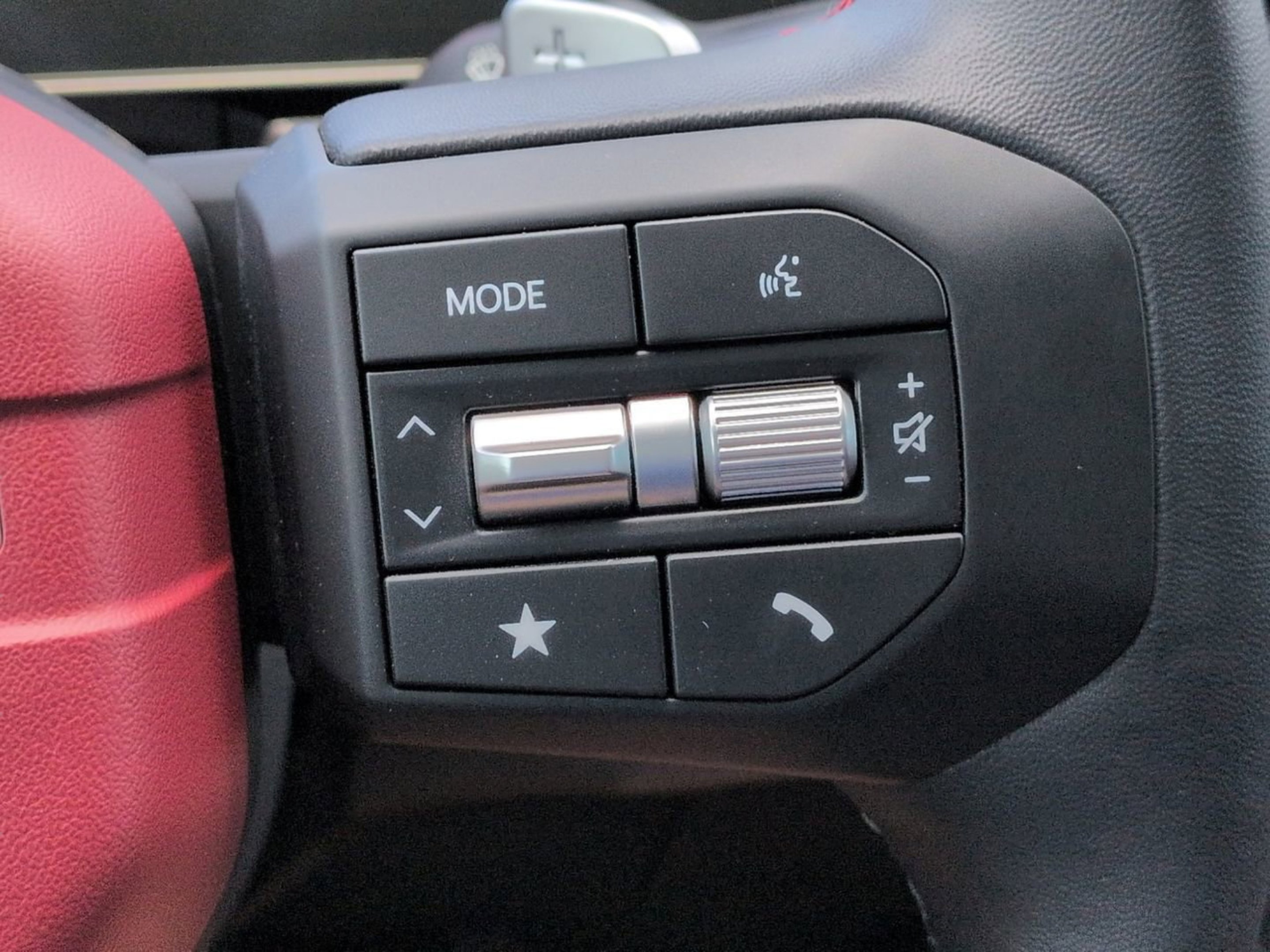 New 2026 Interstellar Gray Kia GT-Line image 29