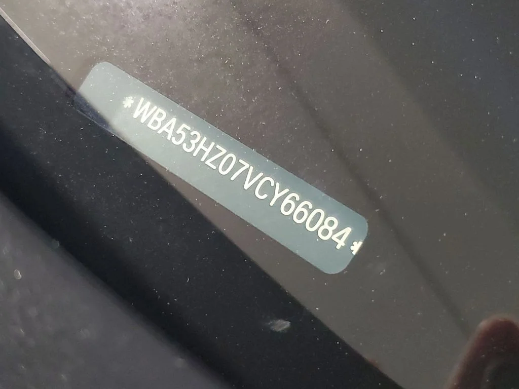 New 2027 BMW Individual Two-Tone Oxide Grey Metallic with Black Sapphire Metallic BMW  image 26
