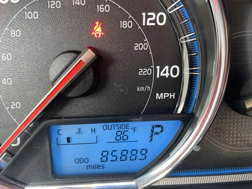Used 2015 White Toyota Limited image 7