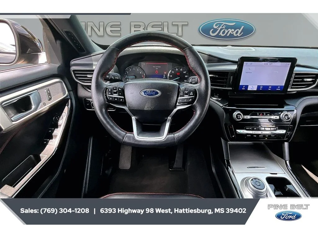 Used 2022 Carbonized Gray Metallic Ford ST-Line image 5