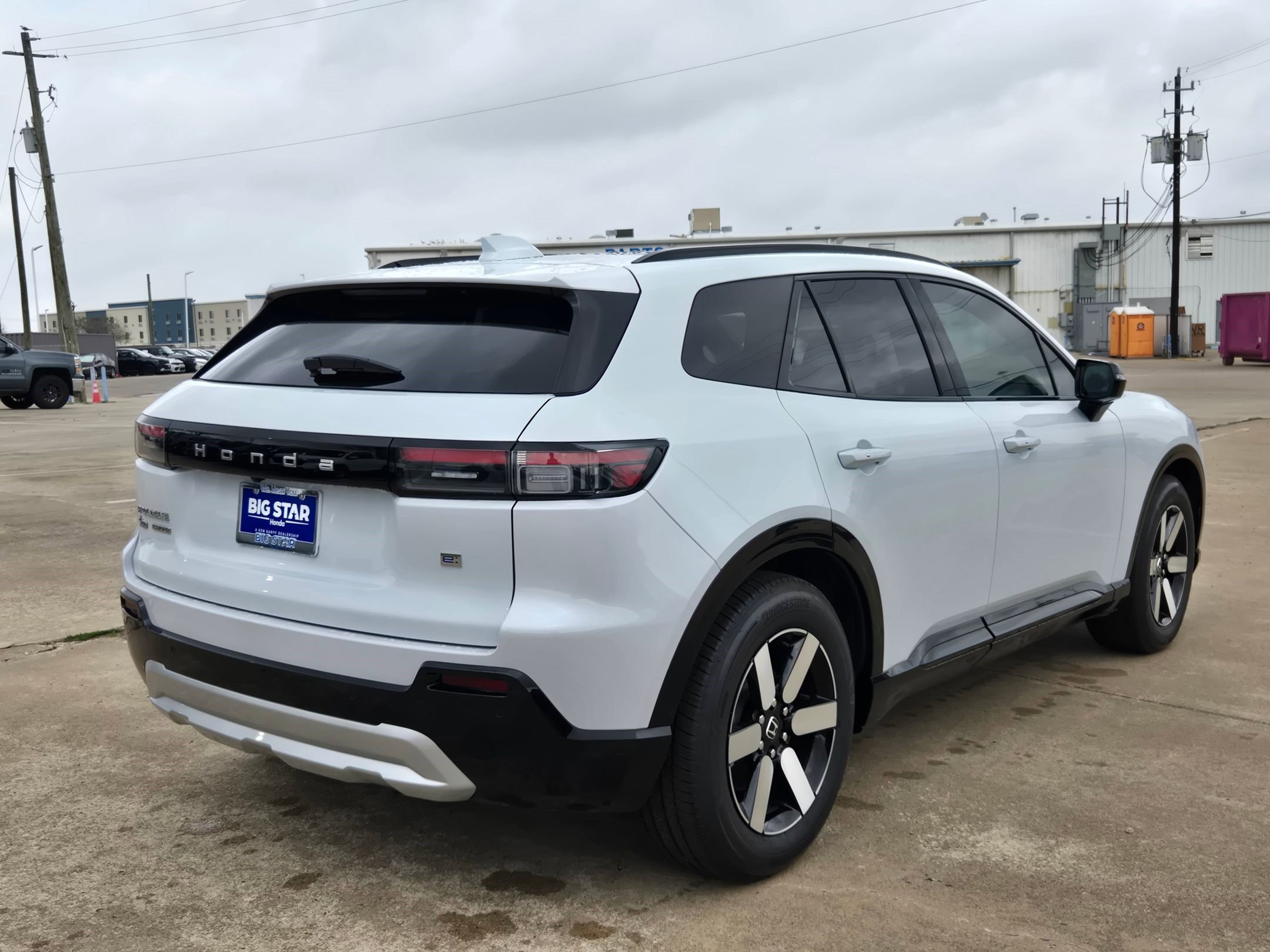 New 2026 Frostline White Pearl Honda Touring image 4