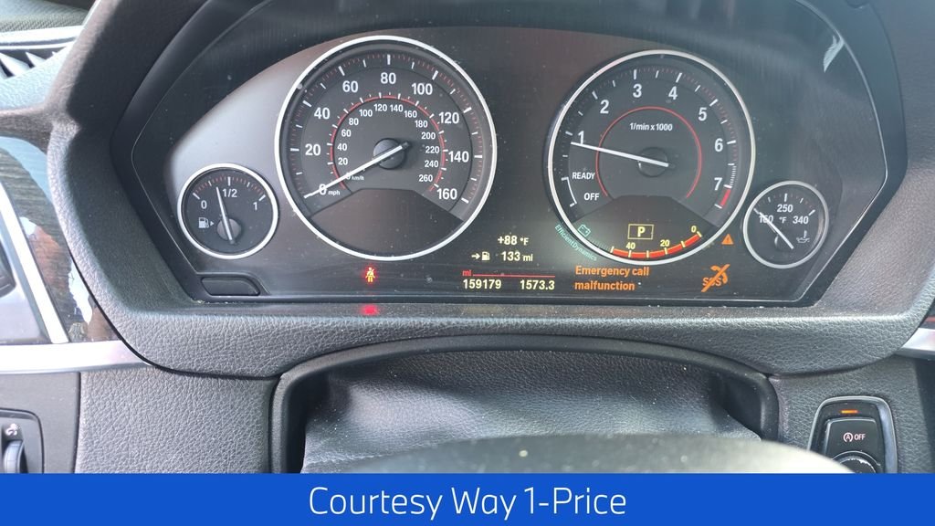 Used 2018 White BMW 330i image 13