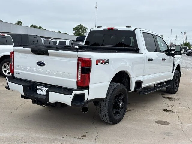 Used 2024 White Ford XL image 3