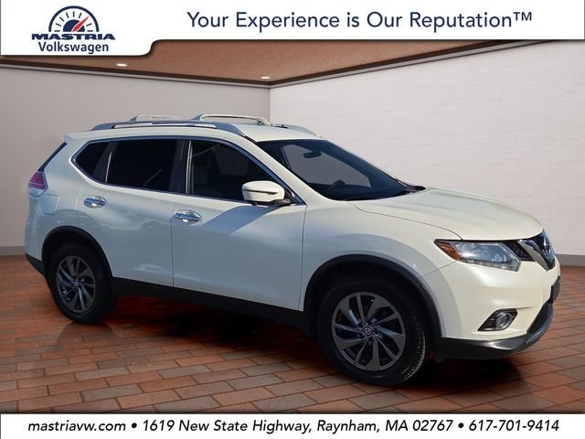 Used 2016 Pearl White Nissan SL image 1