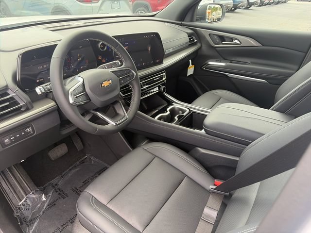 New 2027 Summit White Chevrolet LT image 26