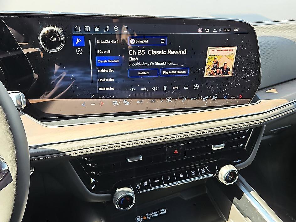 2026 Chevrolet Suburban High Country - Photo 19