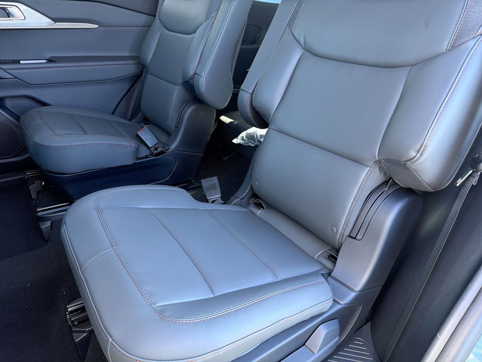 New 2026 Vapor Blue Metallic Ford Active image 21