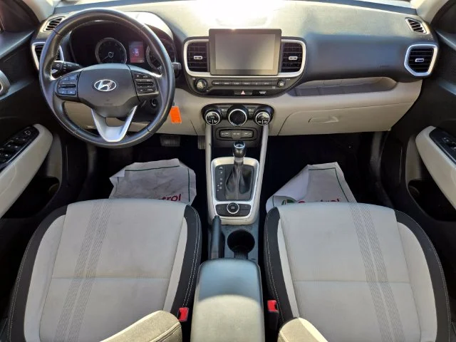 Used 2022 Red Hyundai SEL image 16