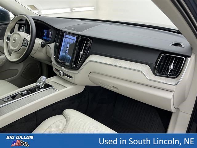 Used 2023 Denim Blue Metallic Volvo Ultimate Bright Theme image 23