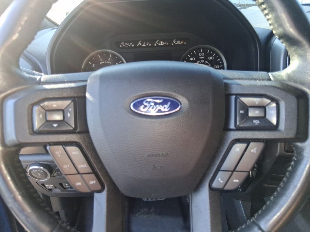 Used 2018 Blue Ford XLT image 9
