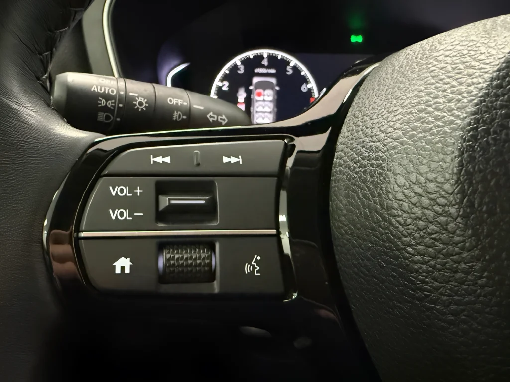 Used 2025 Gray Honda EX-L image 20