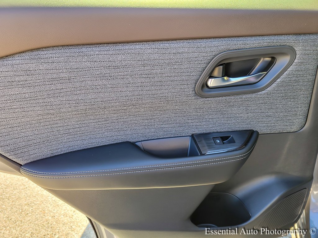 Used 2023 Gun Metallic Nissan SV image 17