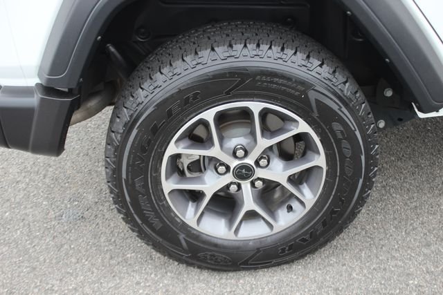 Used 2024 White Jeep Sport S image 36
