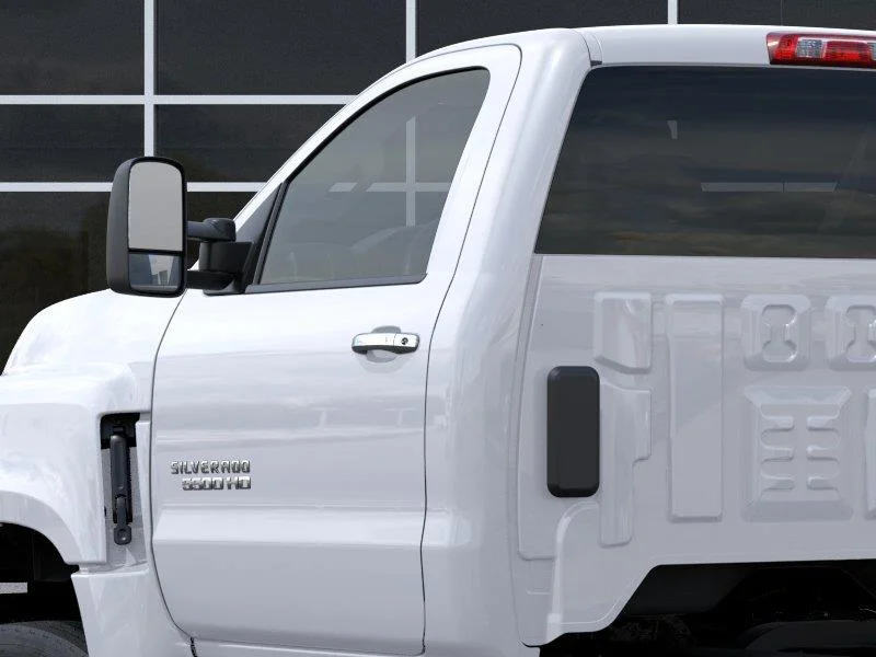 New 2026 Summit White Chevrolet WT image 12