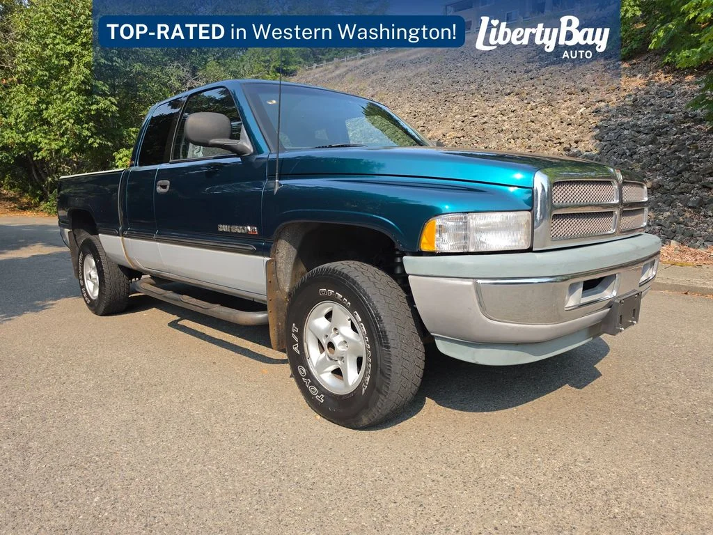 Used 1998 Green Dodge ST image 3