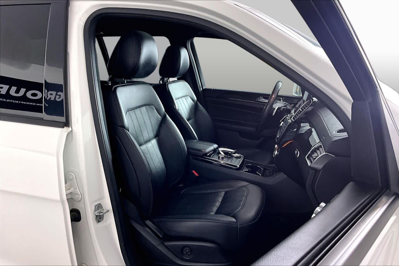 Used 2017 Polar White Mercedes-Benz GLS 450 image 9
