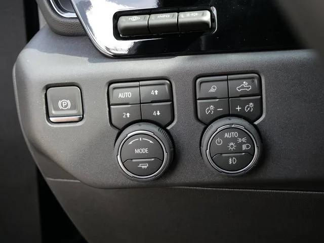 2026 Chevrolet Silverado 1500 ZR2 - Photo 16