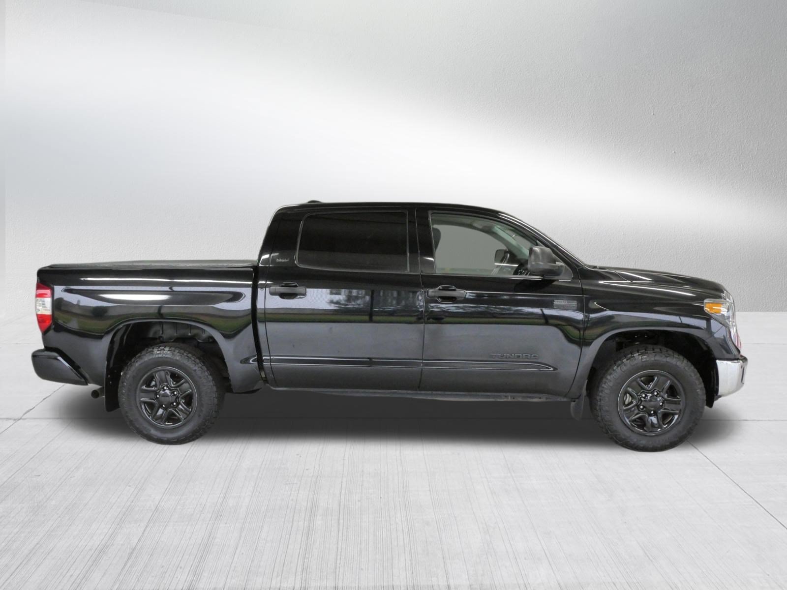 Certified Used 2020 Midnight Black Metallic Toyota SR5 image 8