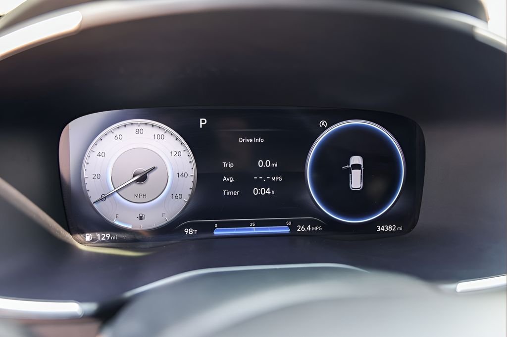 Used 2022 Red Hyundai Limited image 11