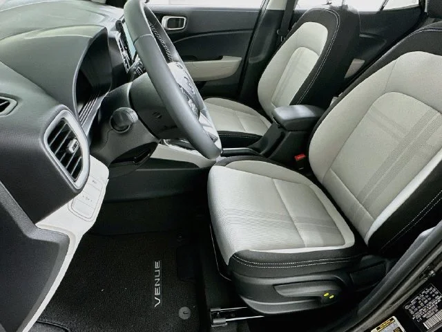 New 2026 Hyundai VENUE SEL