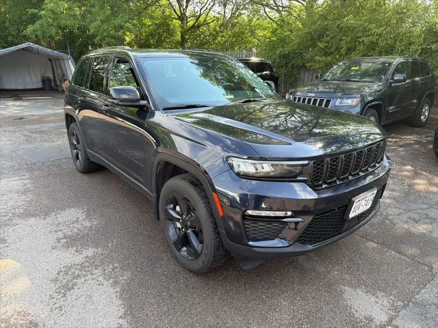 Used 2023 Midnight Sky Jeep Limited image 1