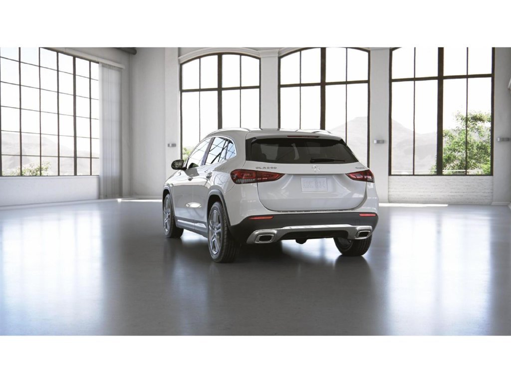 Certified Used 2023 Polar White Mercedes-Benz GLA 250 4MATIC® image 28