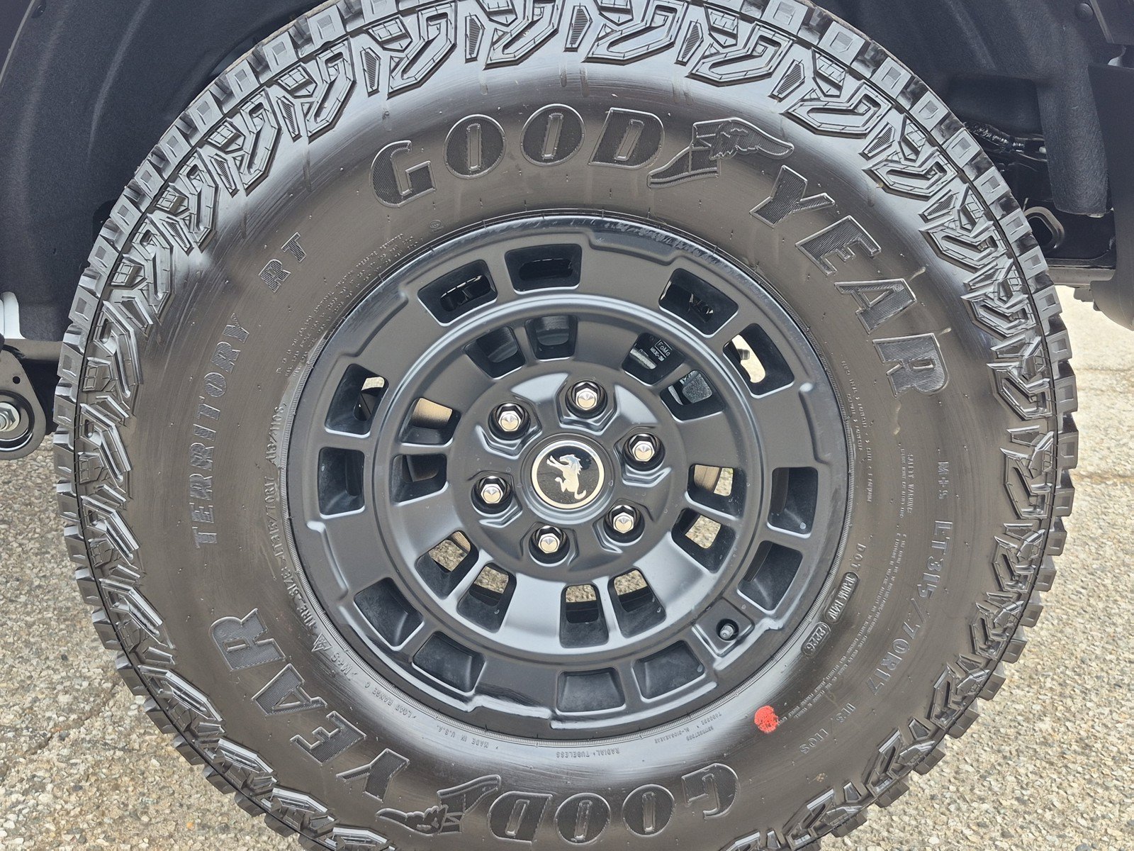New 2026 Oxford White Ford Badlands® image 15