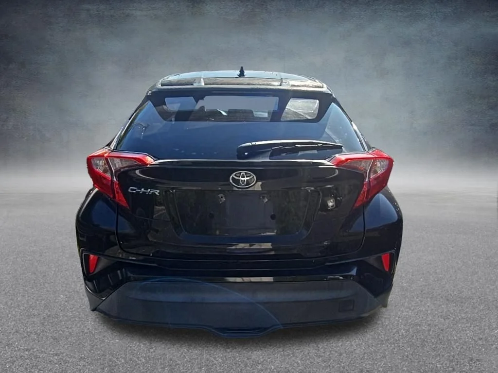 Used 2018 Black Toyota XLE image 5