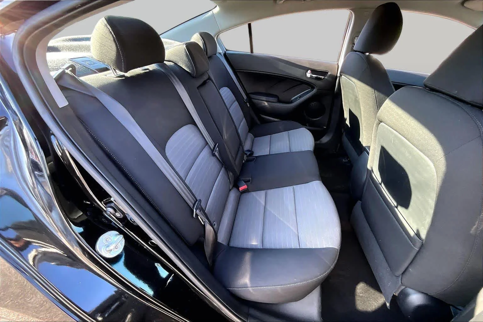Used 2016 Aurora Black Pearl Kia EX image 36