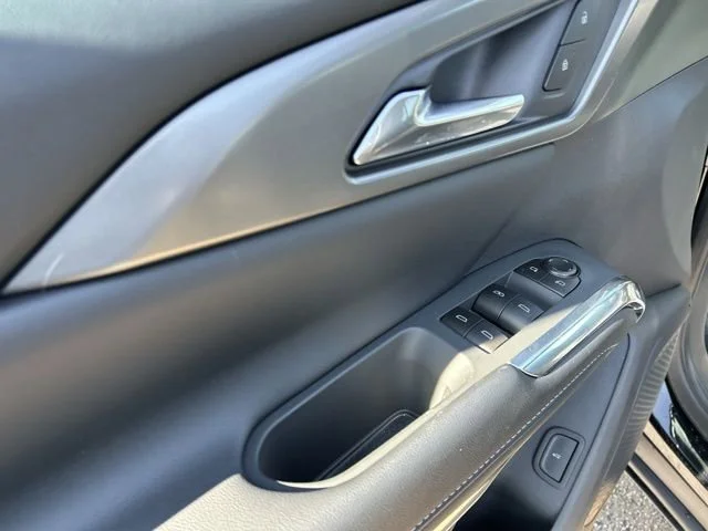 New 2026 Mosaic Black Metallic Chevrolet LT image 21