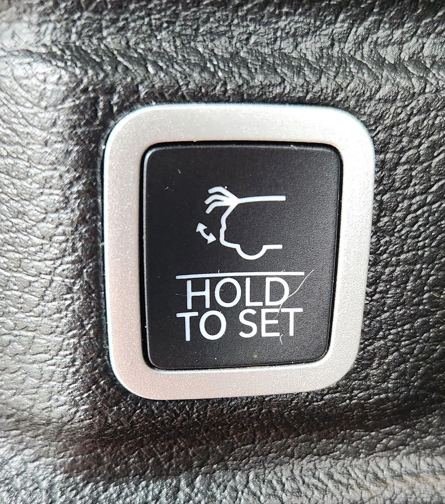 Used 2023 Black Jeep Limited image 50