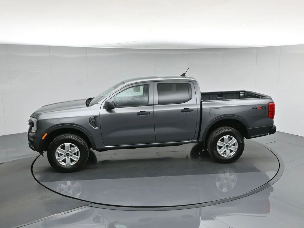 New 2026 Gray Ford XL image 41