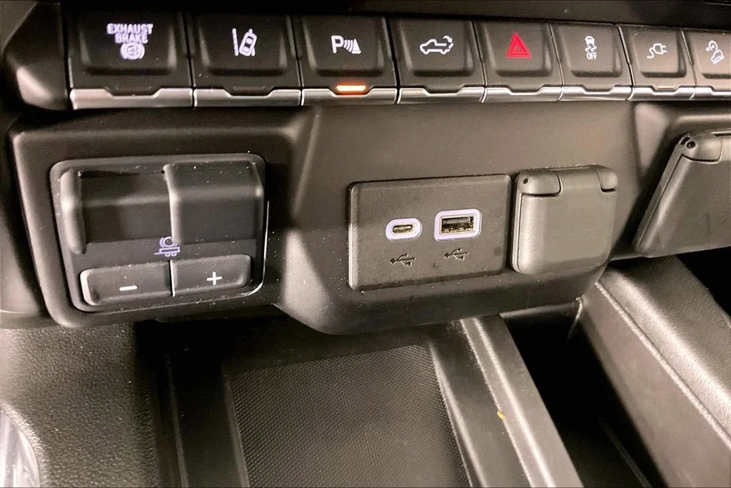 Certified Used 2023 ONYX BLACK GMC AT4 image 16