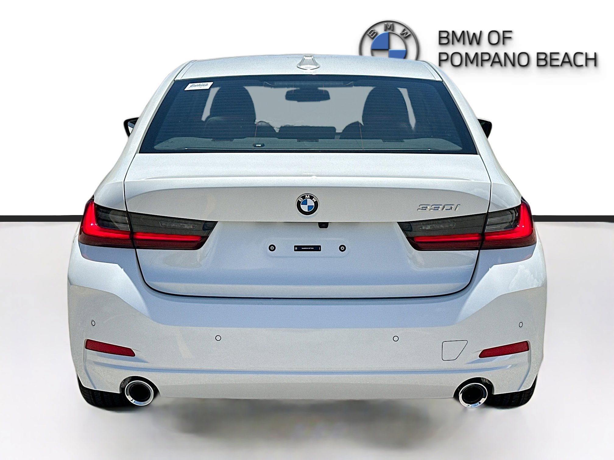2025 BMW 3 Series 330i - Photo 6