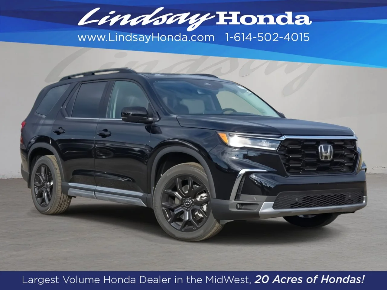 2025 Honda Pilot Touring AWD's photo