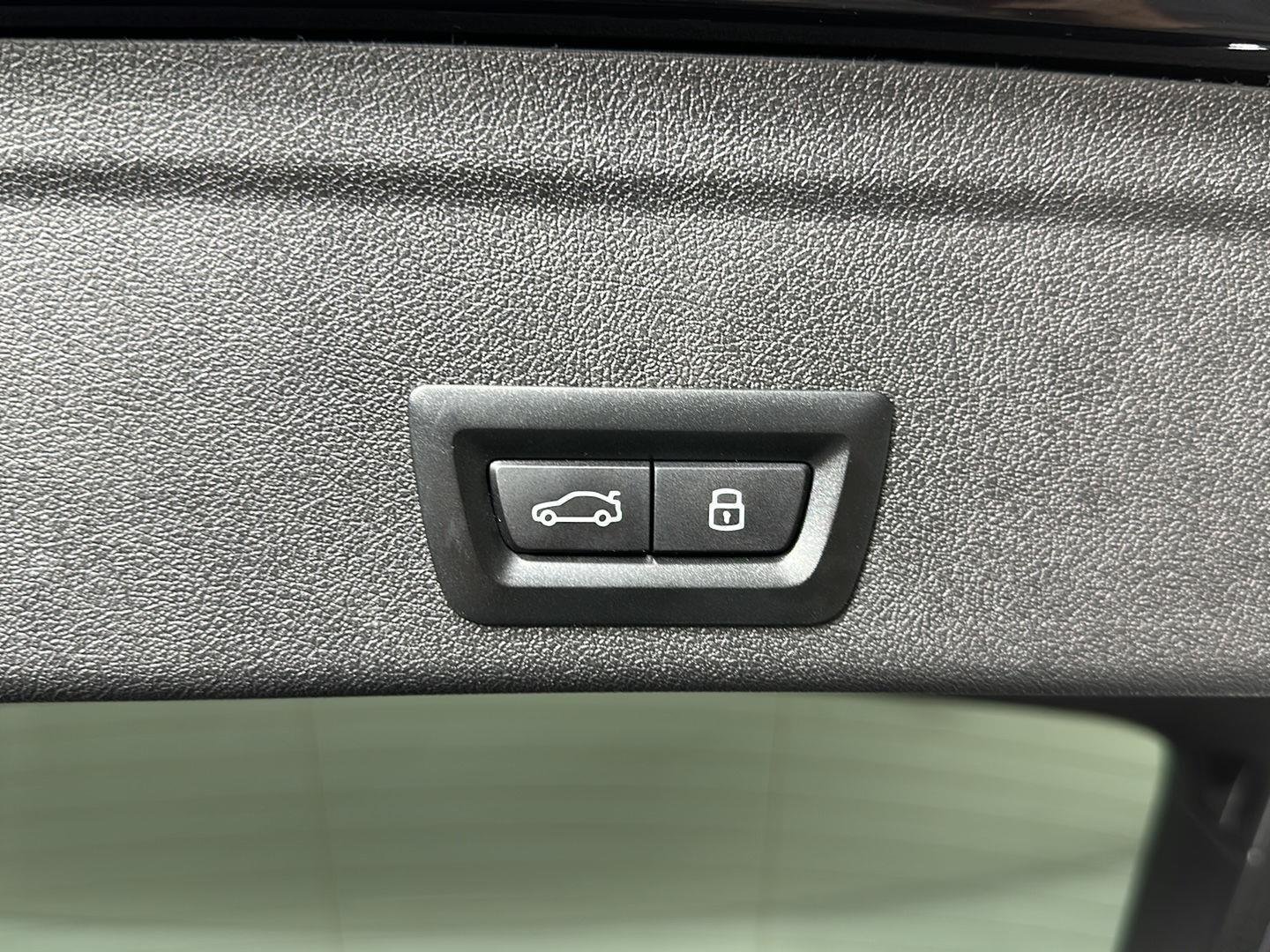 Certified Used 2024 Carbon Black Metallic BMW M60i image 30