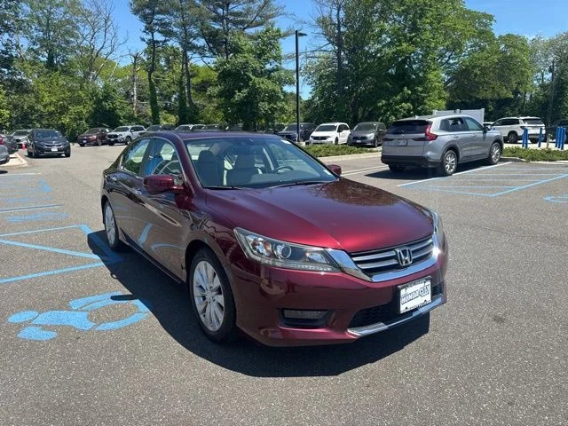 Used 2015 Basque Red Pearl II Honda EX-L image 10