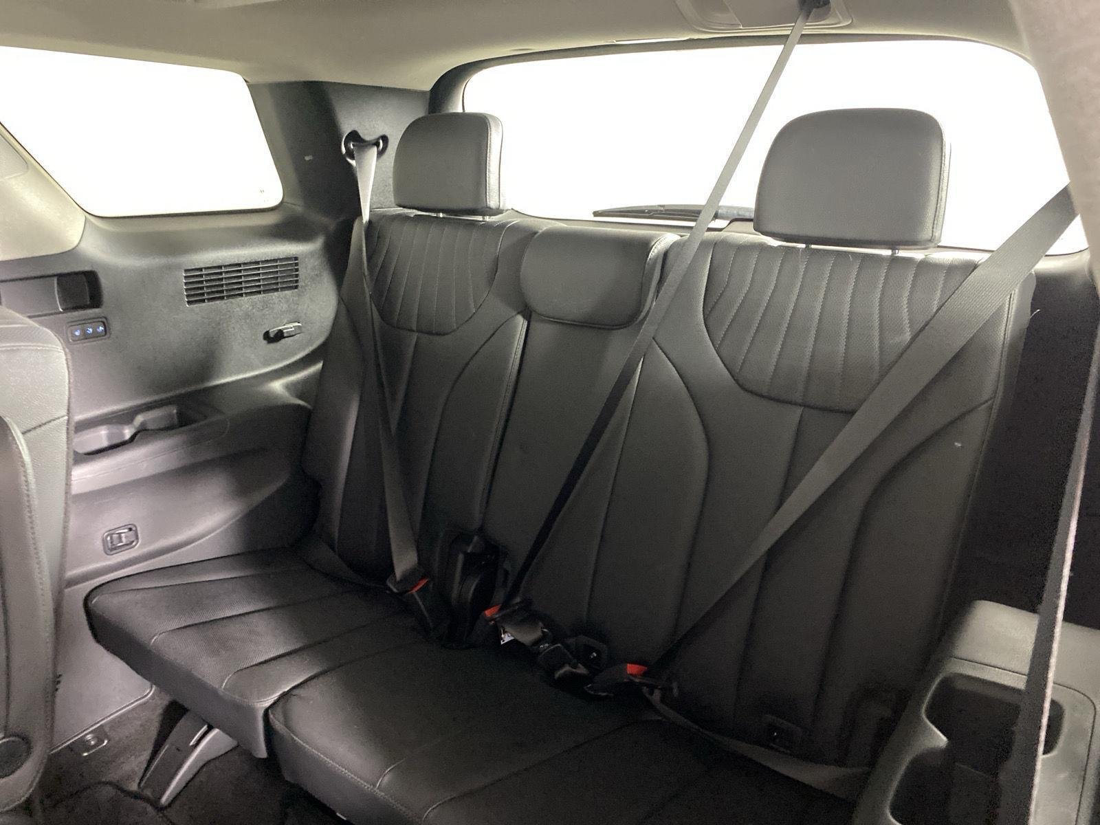 Used 2023 Sierra Burgundy Hyundai Limited image 29