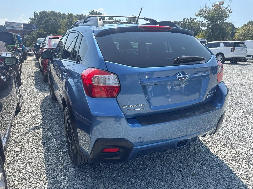Used 2017 Blue Subaru 2.0i Premium image 5