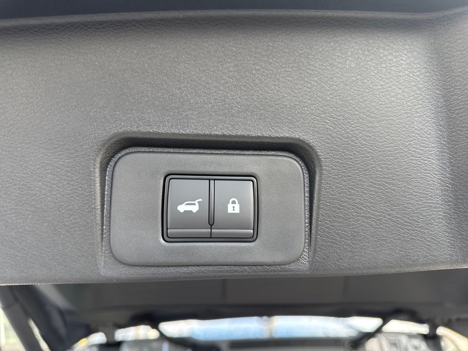 New 2026 Nissan Rogue SV 4D Sport Utility