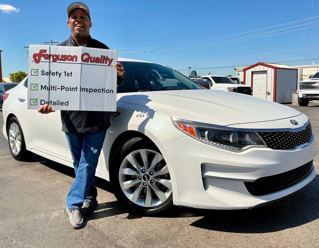 2016 Kia Optima EX AT's photo