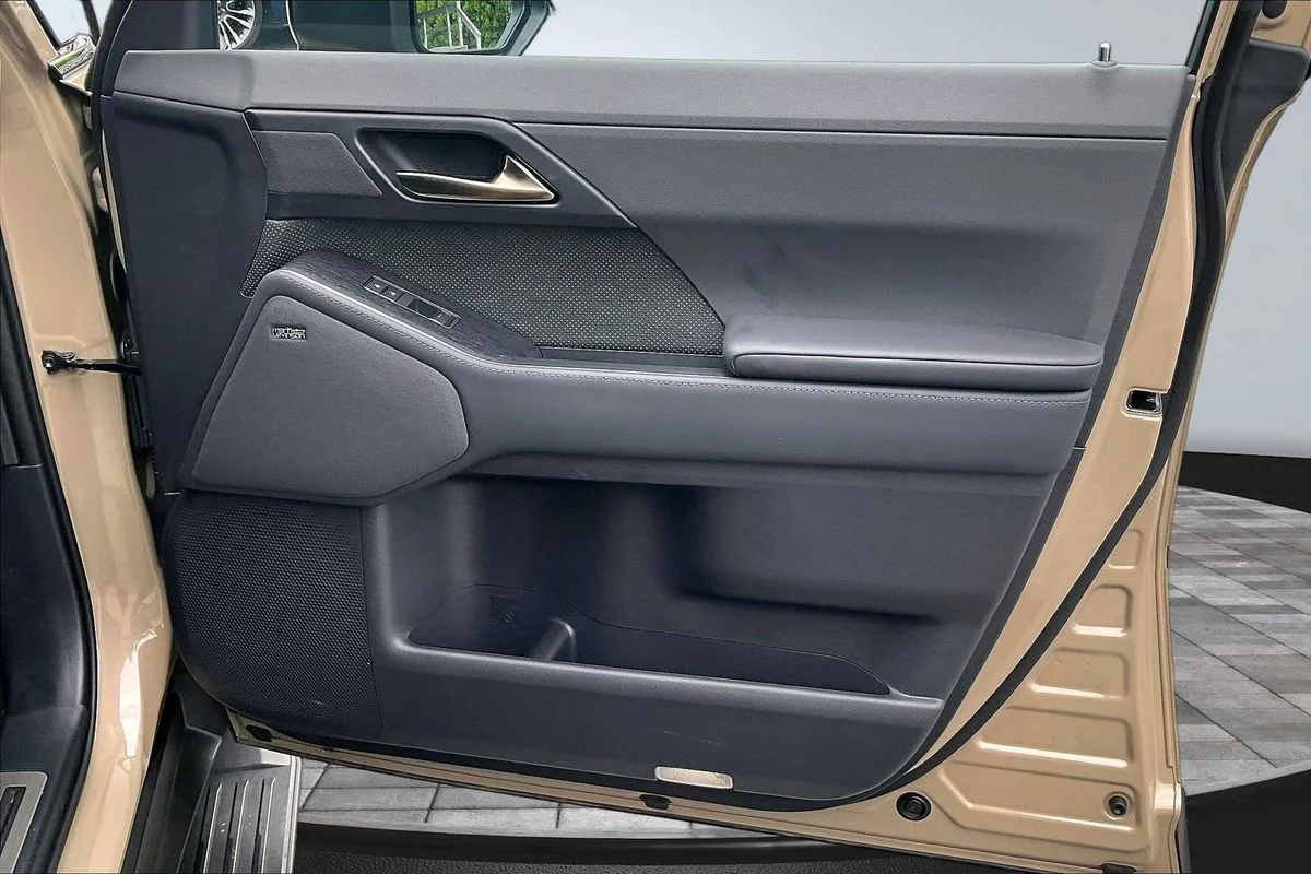 Used 2026 Beige Lexus Overtrail+ image 27